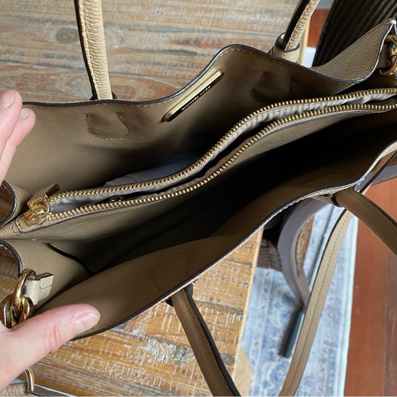 Michael Kors Tan Leather Tote Bag - Picture 4 of 5